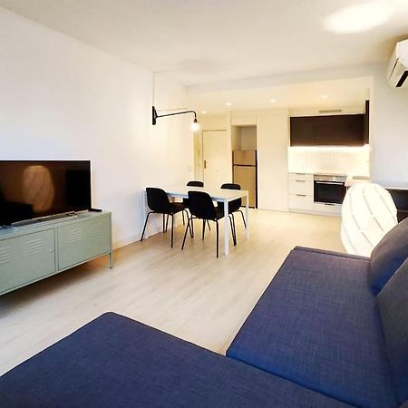 Moderno Apartamento En Terrassa Centro Zewnętrze zdjęcie